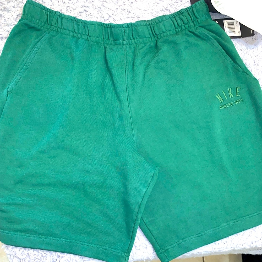 Nike department shorts xl